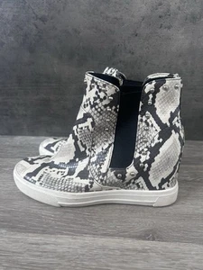 ALDO Wedge Boots Snake Print Size 4 - Picture 1 of 7