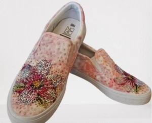 PINK BEDAZZLED CANVAS SHOES - Women's  9.5 - Picture 1 of 3