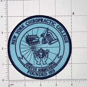 New York Chiropractic College Founded 1919 Patch Iron-On New B945 - Picture 1 of 1
