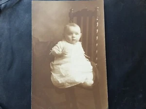 Lote 5 Fotos Vintage Bebé Retrato Infantil Eph Americana Historia Coleccionable Decoración - Imagen 1 de 4