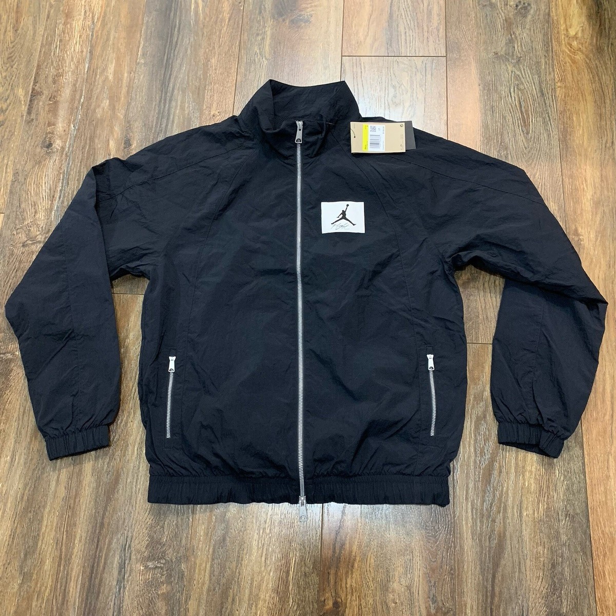 Nike Nylon Outer Shell Coats, Jackets & Vests for Men with Nike Nylon Outer Shell Coats, Jackets & Vests for Men with