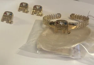 🇺🇸2 Vintage Presidential Campaign Damen Armband Nixon 1972 + 3 Nixon Pins! - Bild 1 von 4
