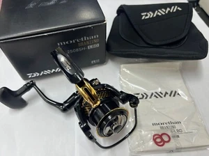 Carrete giratorio DAIWA Morethan Branzino 2508SH-LBD - Se envía desde Japón - Imagen 1 de 17