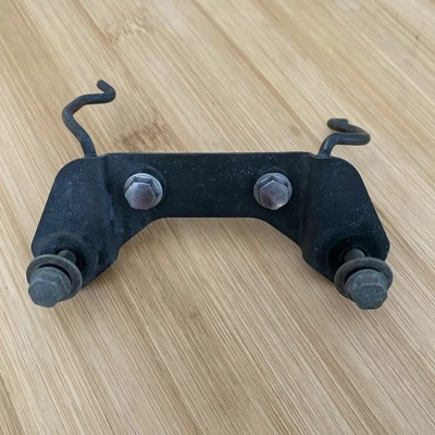 Soporte de montaje OEM 2006-2008 Kawasaki KX250F CDI con herrajes 11054-0241 Foto 1 de 4