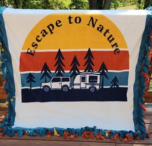 Hand Made No Sew Fleece Blanket - Picture 1 of 3