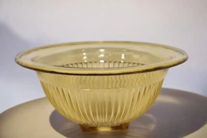 9.75" Federal Glass Ribbed Yellow Mixing Bowl w/Rolled Edge + Square Footed Base - Picture 1 of 5