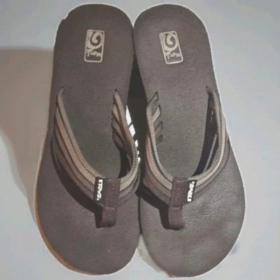 Sandalias chanclas Teva para mujer con correa en N con cuña marrón talla grande Foto 1 de 4