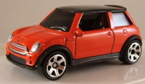 MATCHBOX #39 '03 Mini Cooper S, 2020 issue (LOOSE) - Picture 1 of 2