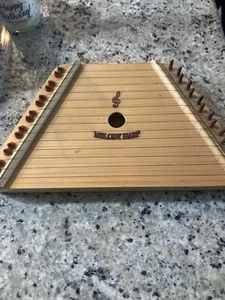 Handmade Wooden Melody Lap Harp From Romania Needs Tuned And Cleaned Triangle - Picture 1 of 8
