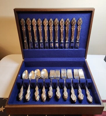 Reed & Barton Mirrorstele Knives Forks Spoons- Flatware plated Set of 52. - Image 1 of 4