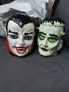 DW HOME HALLOWEEN CANDLES “FRANKENSTEIN & DRACULA” SCENTED - Picture 1 of 3