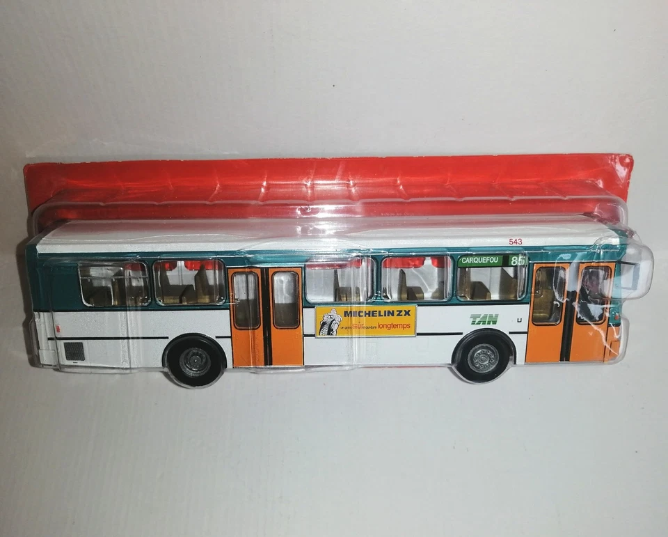 AUTOBUS HEULIEZ O 305 HACHETTE SCALA 1/43 - Immagine 1 di 1