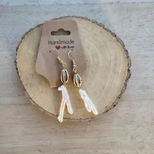Unique Handcrafted Freshwater Chicken Feet Pearl with Gold Plated Shell Earrings - Picture 1 of 5