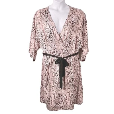 Roupão estilo quimono estampa de cobra 3X tesouros secretos gravata cintura preta excelente estado usado - Imagem 1 de 4