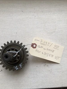 jOHN DEERE F1145 855 755 INPUT SHAFT GEAR M800433 M805677 - Picture 1 of 2