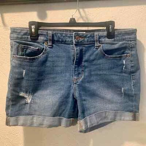 Sonoma Distressed hemmed jean shorts Women size 14 - Picture 1 of 8