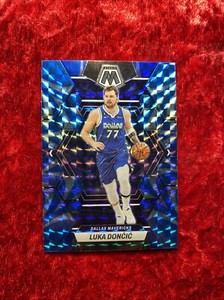 Luka Doncic 2022-23 Mosaic Basketball Blue Reactive Prizm No.1 Dallas Mavericks