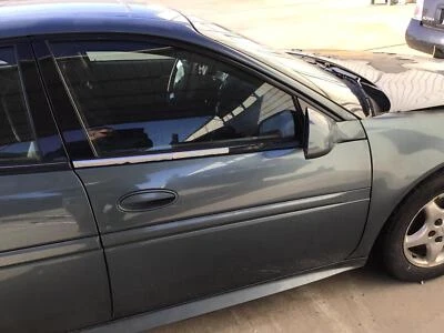 Conjunto de puerta delantera derecha usado se adapta a: Pontiac Grand Prix 2006 delantero derecho G Foto 1 de 4