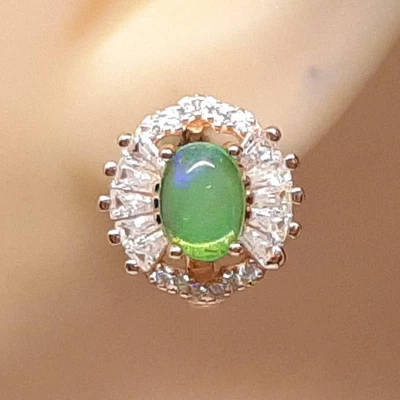 Pendientes baguette de oro rosa de 14 quilates de ópalo verde y zafiro blanco de 3,80 quilates de plata 925 Foto 1 de 4