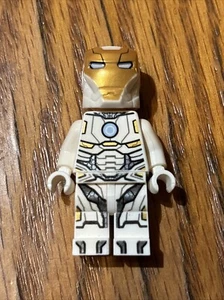 LEGO 76049 - Avengers - SPACE IRON MAN Minifigure Good Condition white Suit - Picture 1 of 2