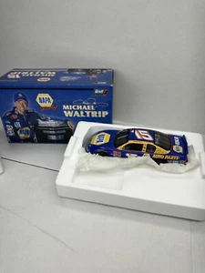 Revell Collection NAPA #15 MICHAEL WALTRIP von 2002 mit Box - Bild 1 von 13