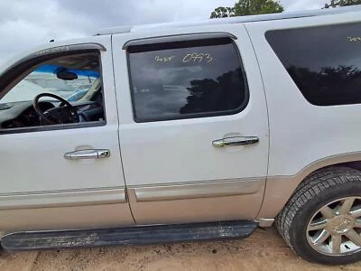 Used Rear Left Door Assembly Rear Side fits: 2007 Gmc Yukon xl 1500 door does no Foto 1 de 4