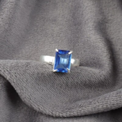 Anillo de plata de ley 925 con piedras preciosas de tanzanita hecho a mano anillo de joyería para regalo Foto 1 de 3