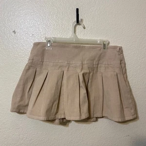 American Eagle hellbraun Cord Plissee Minirock Größe 10 neu mit Etikett adrett Academia - Bild 1 von 7