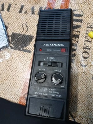 Realistic Walkie Talkie TRC-88 3 Ch Citizens Band TESTED WORKING Vintage - Image 1 of 2