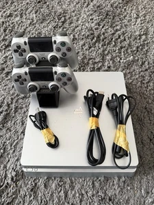 PlayStation 4 Slim 500GB Silber  – funktioniert einwandfrei - Bild 1 von 13