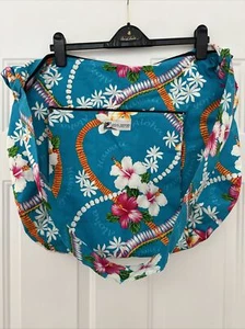 Local Design Hawaiian Oversized Zipper Tote Bag Made in Hawaii - Picture 1 of 3