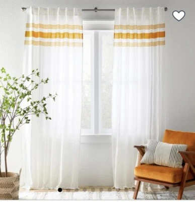 NUEVO Par de paneles de cortina Belham Living Top a rayas amarillo y blanco Foto 1 de 4