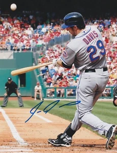 IKE DAVIS NEW YORK METS ACTION SIGNED 8x10 - Picture 1 of 1