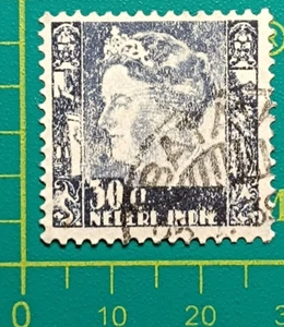 1934 Netherlands Indies Stamp, Sc A19 30c lilack gray, ERROR of printing, used - Picture 1 of 6