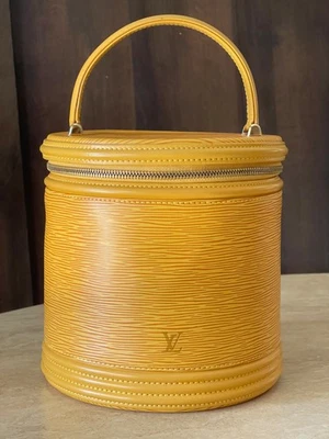 Estuche de tocador Louis Vuitton Epi Cannes cubo/bolso con asa superior Foto 1 de 4