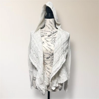 Cárdigan Abercrombie Kids M Crema Tejido con Cable Con Capucha Frente Abierto Acogedor Suéter Suave Foto 1 de 4