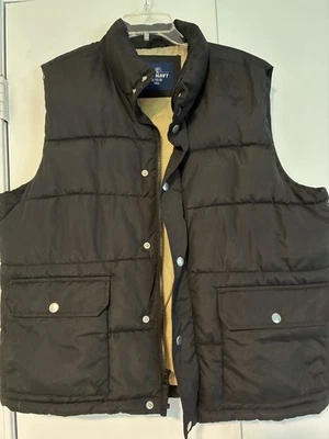 Old Navy Puffer Vest Mens Size XL Black Snap Zip Excellent Condition  - Image 1 of 4
