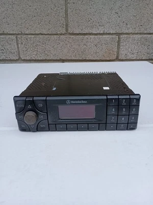 RADIO REPRODUCTOR DE CASSETTE MERCEDES BENZ OEM CM2299 * Sin probar  Foto 1 de 4