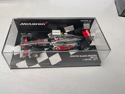 Minichamps F1 1:43 Jenson Button 2011 McLaren Mercedes Mp4/26  Edition 43:117 - Image 1 of 2