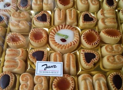 	Königsberger Marzipan 500 g Wooden Box - Our Best! - Image 1 of 4