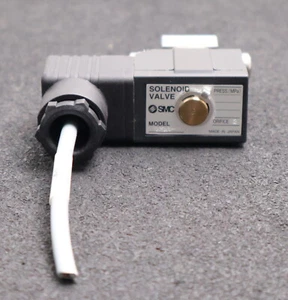 SMC Hochvakuumventil XSA1-12V Öffnung / Orifice 2 Ventilmaterial Edelstahl - Picture 1 of 8