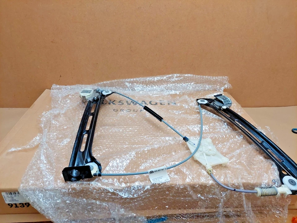 VW Beetle Front Right Door Window Regulator 5C5837462G 2012-2019 Genuine NEW - Image 1 of 4