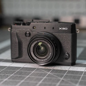 Fujifilm Fuji X30 Compact Digital Camera - Black - Picture 1 of 10