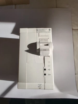 Interruptor Leviton 15A 2 polos 240v 10ka AFCI LB215-AF Foto 1 de 3