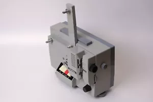 Proyector de cine de película Rus 8 mm Super 8 LOMO en estuche original URSS - Imagen 1 de 9