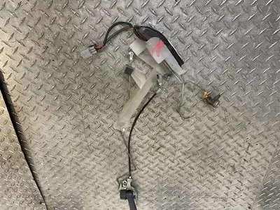 Actuador puerta derecha pasajero delantero Toyota Rav4 1996-2000 probado por fabricante original Foto 1 de 4