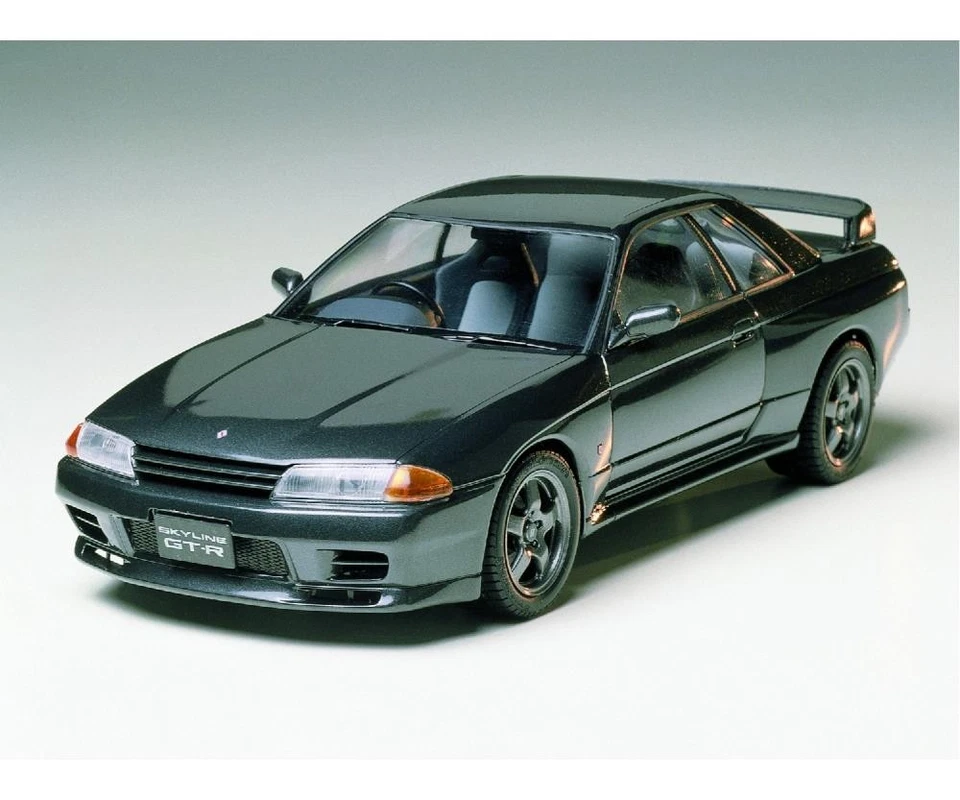 Tamiya 24090 NISSAN Skyline GTR 1 24