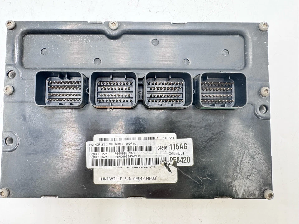 2004 Dodge Stratus Chrysler Sebring 2.4L A/T Computer Engine ECU PCM P04896115AG Foto 1 de 4