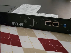 EATON .. ATS 30 NETPACK COMMUTATEUR Switch REDONDANT 1U * NEUF * - Afbeelding 1 van 6