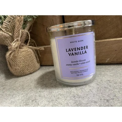 Body and Body works White Barn SINGLE WICK CANDLES  8 oz - Image 1 of 2